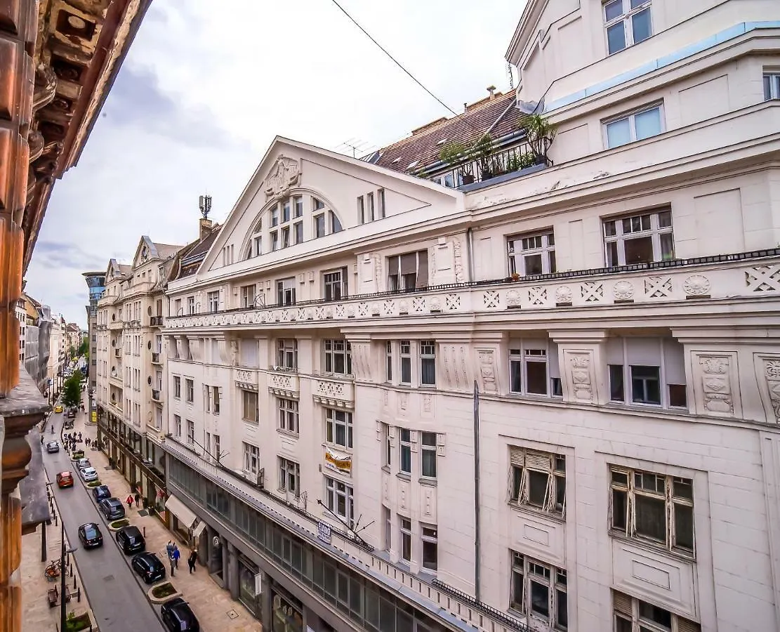 2B Hostel & Rooms Budapest